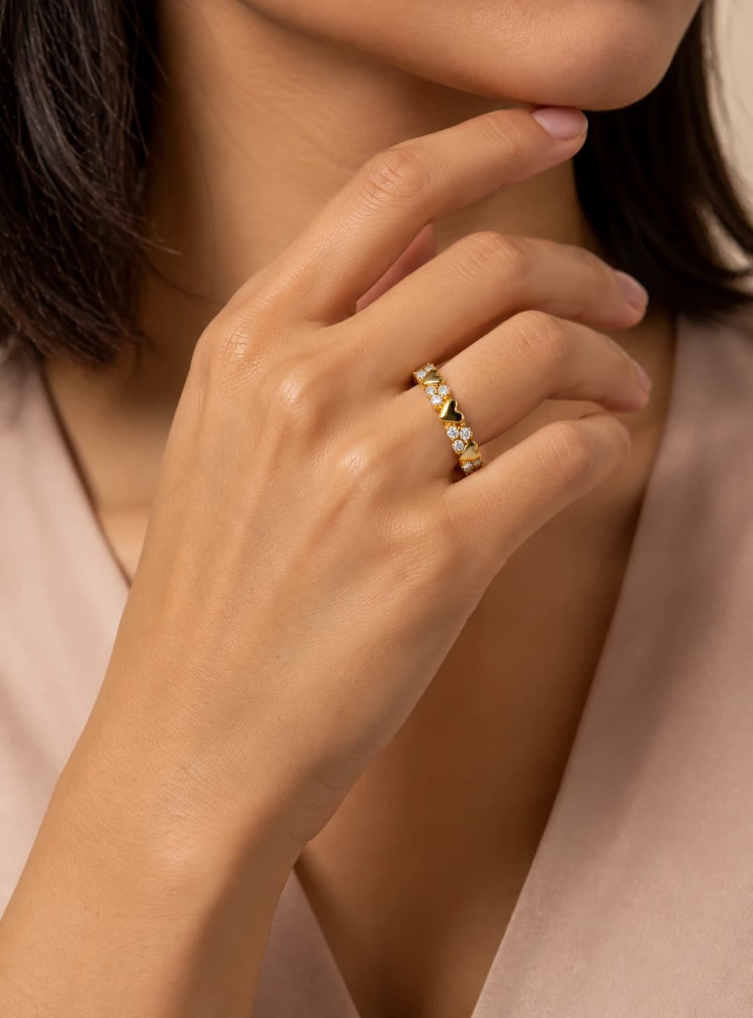 Amoura Heart Ring alternate view
